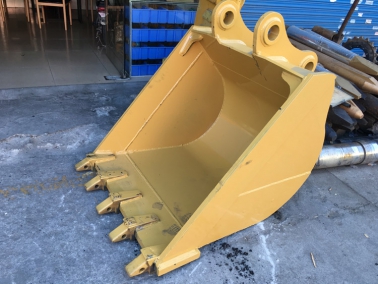 PC200 1方挖鬥（dòu）