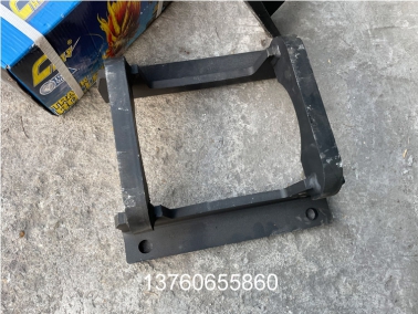 柳工（gōng）CLG915護鏈架